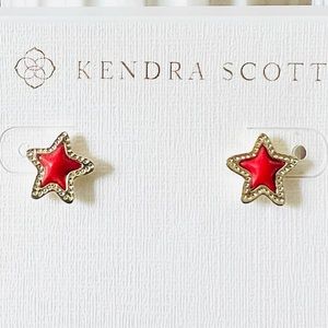 Kendra Scott Jae Star Bright Red studs earrings in gold color